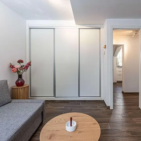 Calle Chile Townhouse *