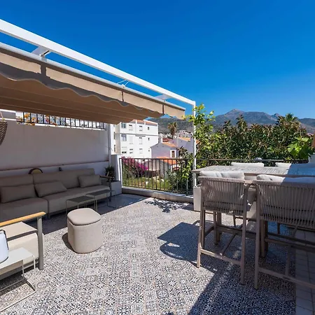 아파트 Calle Chile Townhouse 네르하